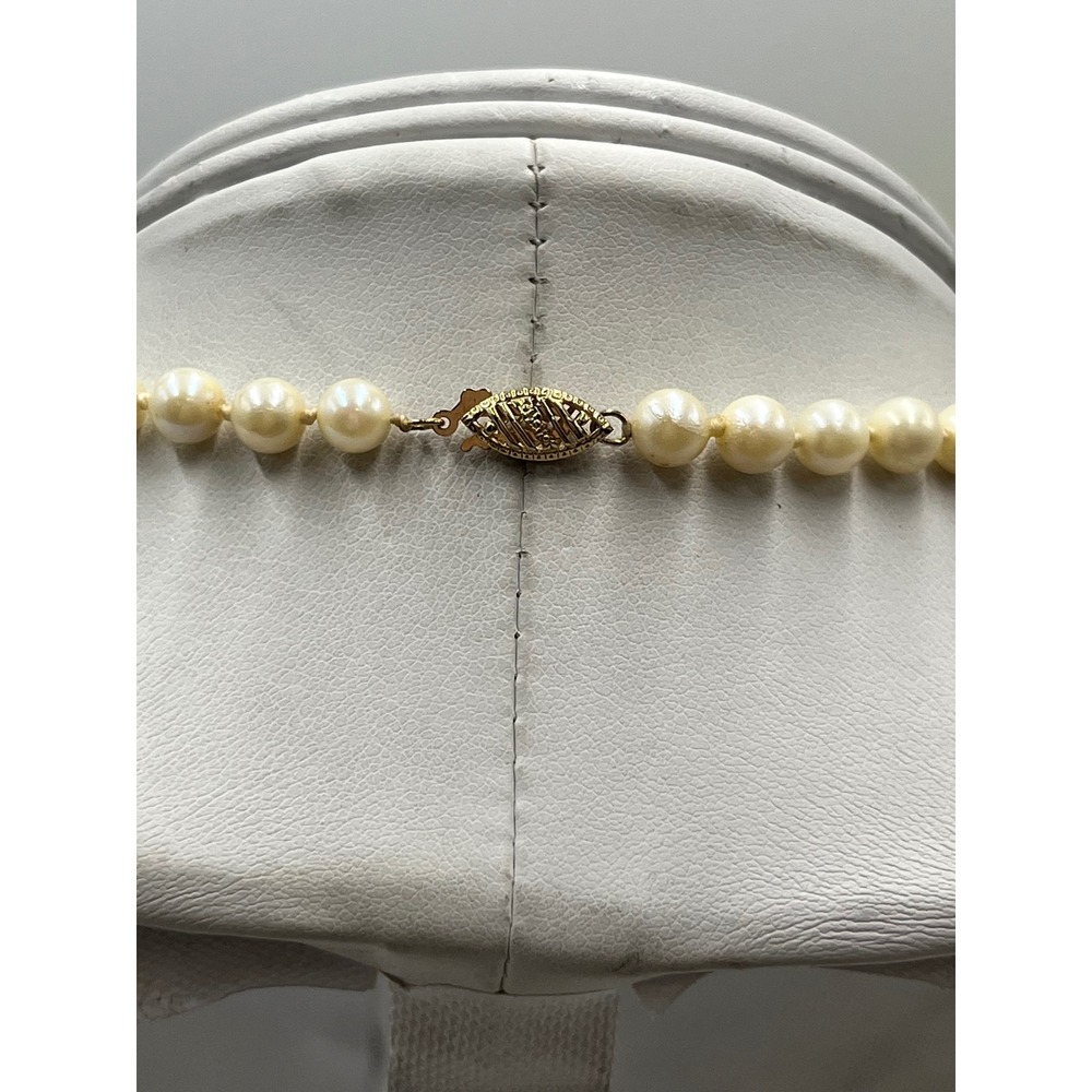 Vintage Cultured Akoya Pearl
Necklace‎ 18" Length 14K
Filigree Clasp 5mm Knotted - Picture 2 of 16